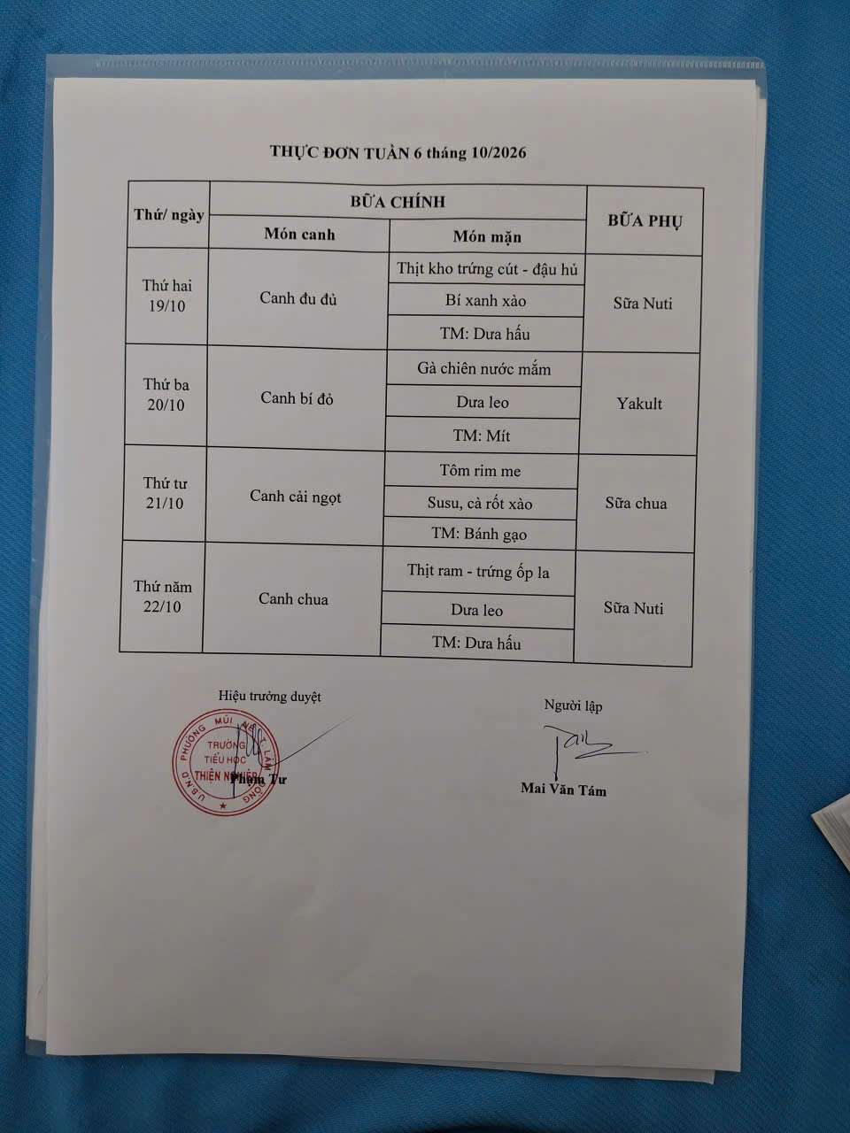 Thực đơn tuần 6 tháng 10/2026