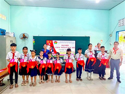 Đại hội Cháu ngoan Bác Hồ