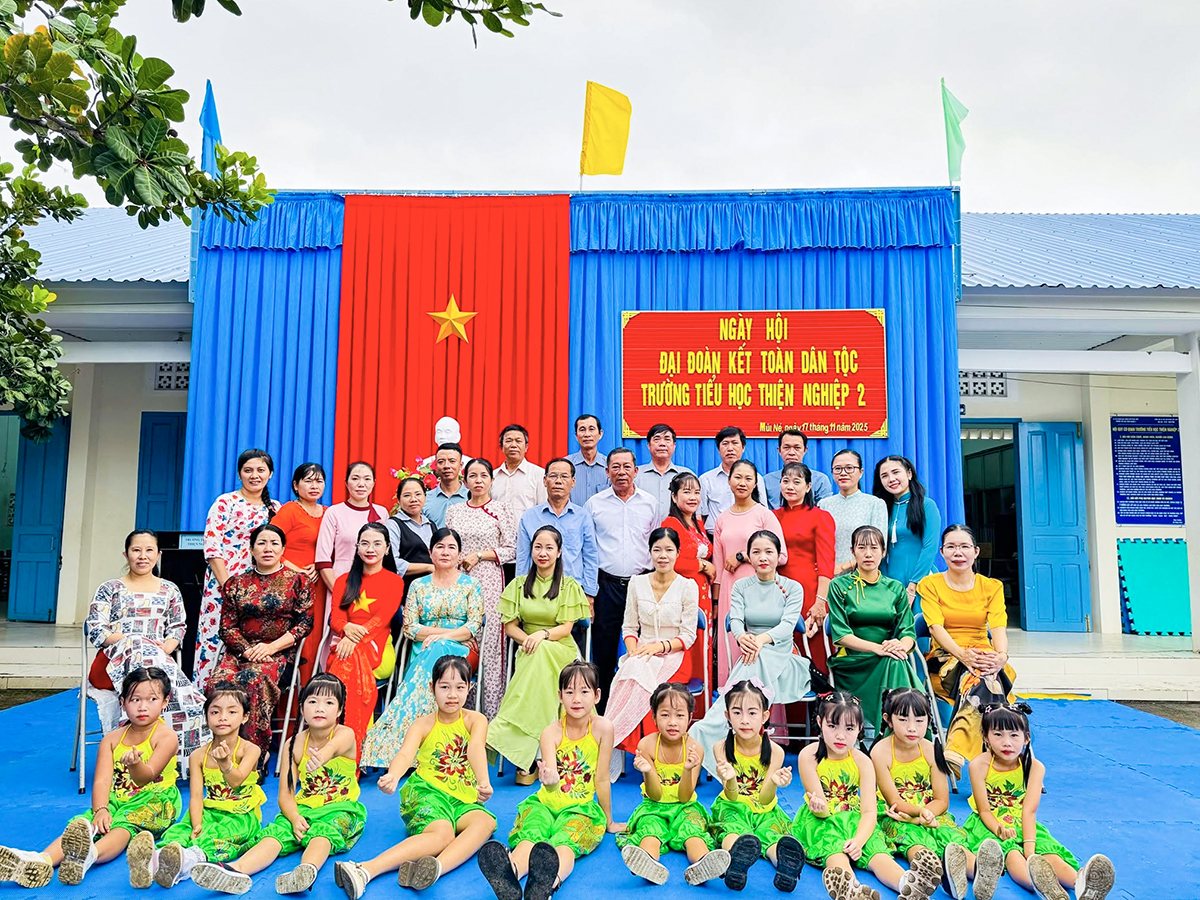 Ngày hội Đại đoàn kết toàn dân tộc tại Trường Tiểu học Thiện Nghiệp 2